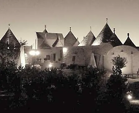 Trulli Isago 4* Locorotondo