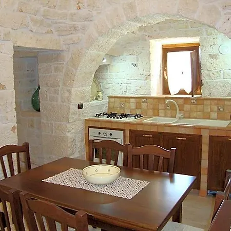 Trulli Isago 4*