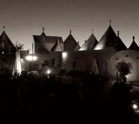 Bed and breakfast Trulli Isago 4*