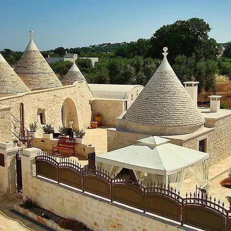 Trulli Isago Locorotondo